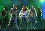 Jennifer-Lopez-dressed-1055131.jpg