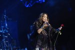 Jennifer-Lopez-dressed-706502.jpg