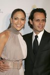 Jennifer-Lopez-dressed-681970.jpg