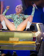 miley-cyrus-at-bangerz-tour-in-uniondale_10.jpg miley-cyrus-at-bangerz-tour-in-uniondale_10.jpg