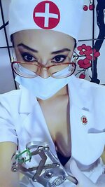 elastrator-nurse.jpg