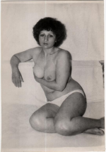 1980e_original_nju_13kh9sm_vintazh_razdetaja_devushka_zhenshchina_pljazh_erotika_sssr_6657_440.png